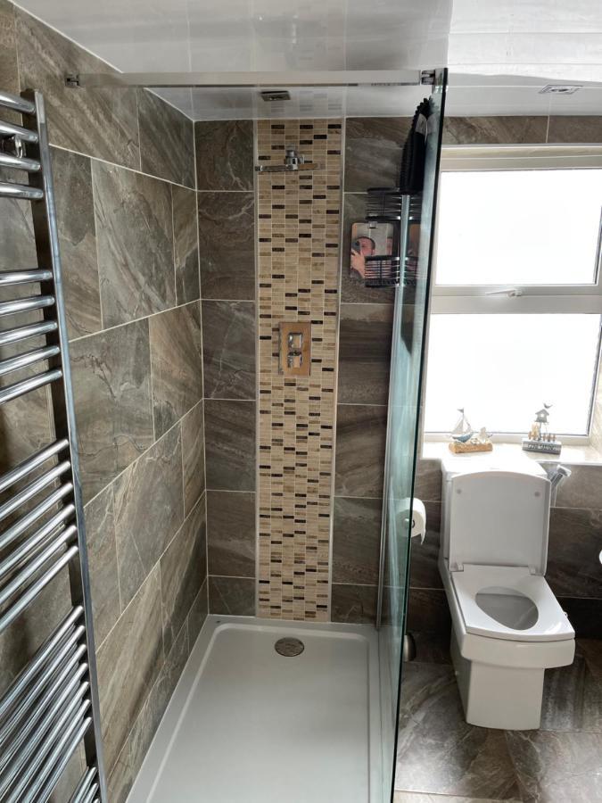 Harbour View Holiday Let - Entire 3 Bedroom Maisonette With Spectacular Harbour And Sea Front Views Sleeps 5 بريدلينغتون المظهر الخارجي الصورة